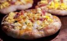 Bacon, egg, and cheese pizza